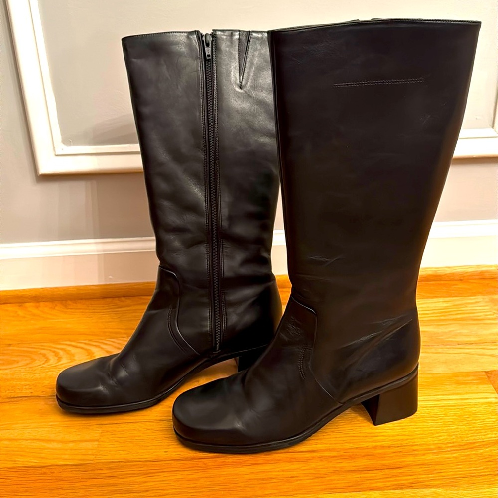 Naturalizer Tall Black Leather Heeled Boots. Size 10